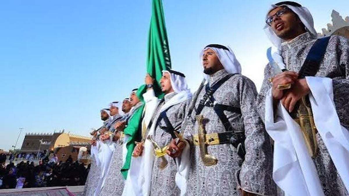 مدرب إتيكيت: تعليم العرضة يبدأ بغرس الهوية قبل حمل السيف