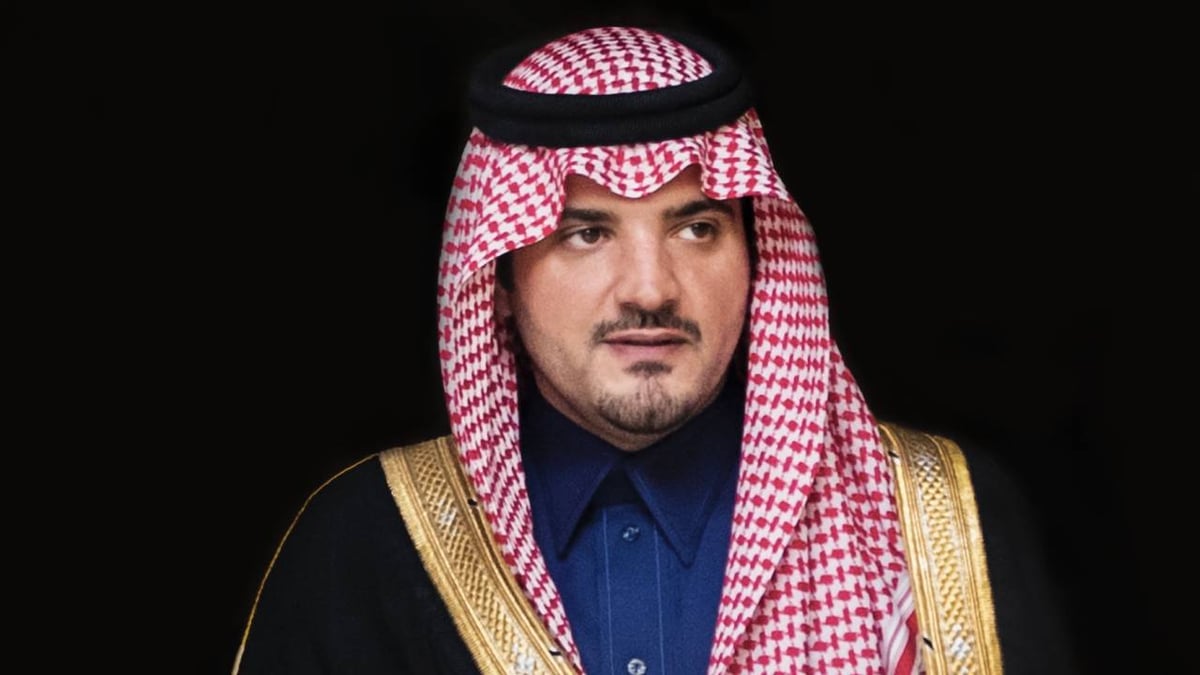وزير الداخلية يعقد مباحثات رسمية مع نظيره الإسباني في مدريد