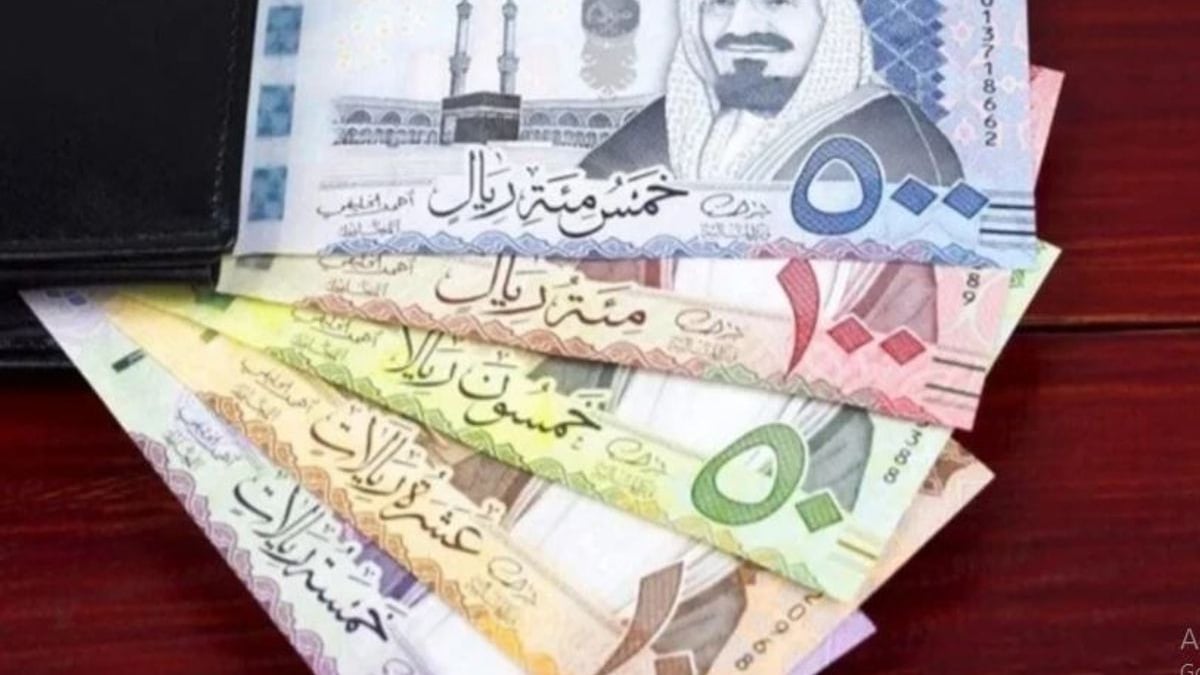 سعر الريال السعودي اليوم الأحد 5-2-1448 مقابل الدولار والعملات الأجنبية