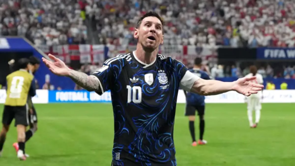 ميسي يحطم الأرقام القياسية خلال مشاركته في كأس العالم 2026