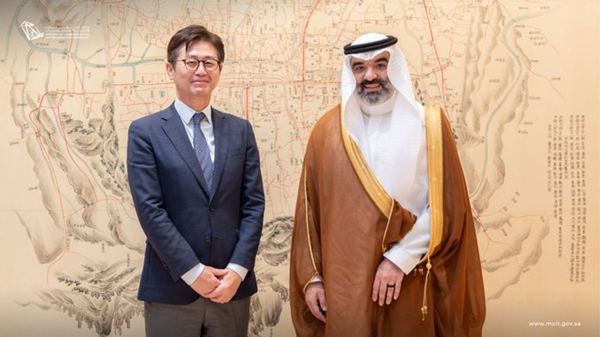 وزير الاتصالات يبحث مع سامسونج توسيع الشراكة في الذكاء الاصطناعي وتقنيات 6G