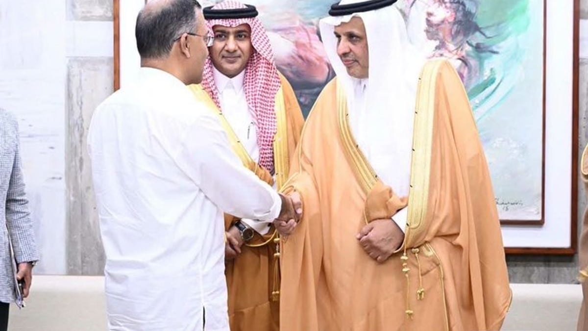رئيس وزراء بنغلاديش يبحث مع وفد سعودي تعزيز التعاون التجاري والاستثماري