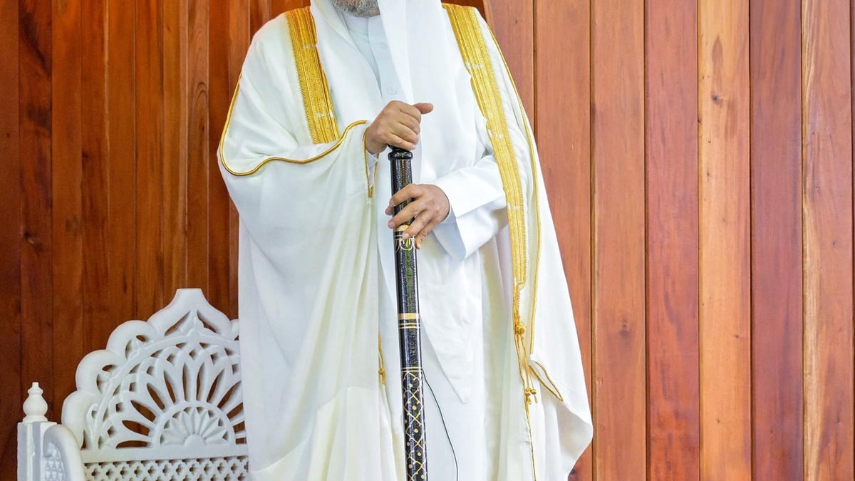 أمين عام رابطة العالم الإسلامي يلقي أول خطبة جمعة في جامع الرحمن بنيوزيلندا