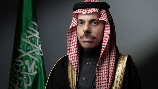 وزير الخارجية ونظيره البريطاني يستعرضان هاتفيًا جهود خفض التصعيد بالمنطقة