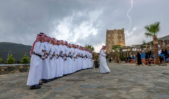 عروض الفلكلور الشعبي تثري تجربة زوار قصور أبو سراح