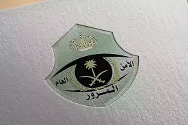 المرور تحذر: المراوغة بين المركبات تزيد المخاطر