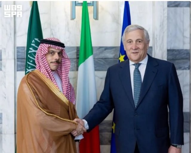المملكة وإيطاليا تشددان على حماية حرية الملاحة والأمن البحري في مضيقي هرمز وباب المندب