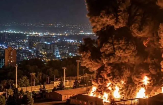وكالة تسنيم: تعرض عدد من القوارب بجزيرة كيش جراء الهجوم الأميركي