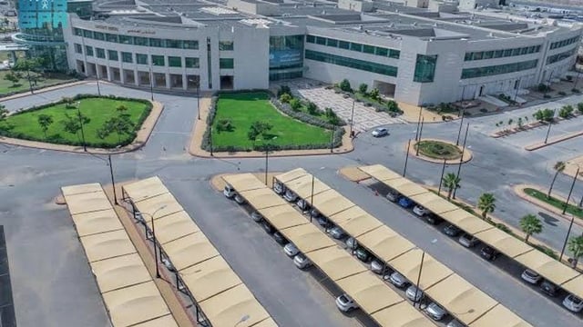 جامعة جازان تعلن فتح التسجيل في برامج الزمالات المهنية للعام 1448هـ