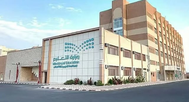 خبير تعليمي يوضح المهارات المطلوبة في البرامج الصيفية لبناء الشخصية