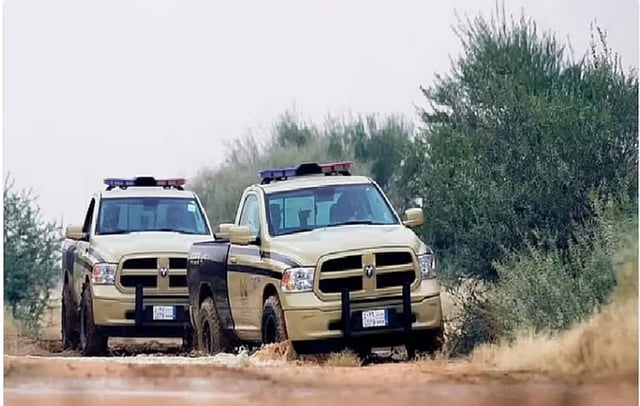 ضبط مقيمين يمنيين لاستغلالهما الرواسب في منطقة المدينة المنورة