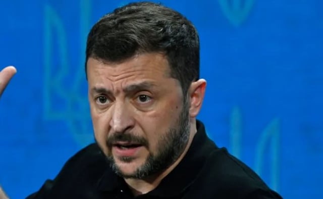 زيلنسكي: روسيا أطلقت 35 صاروخا و185 مسيرة هجومية على أوكرانيا