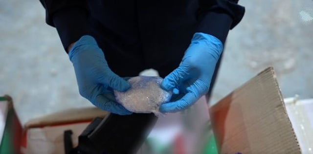 جمرك ميناء جدة يُحبط تهريب أكثر من 58 كيلوغرام من الميثامفيتامين المخدر