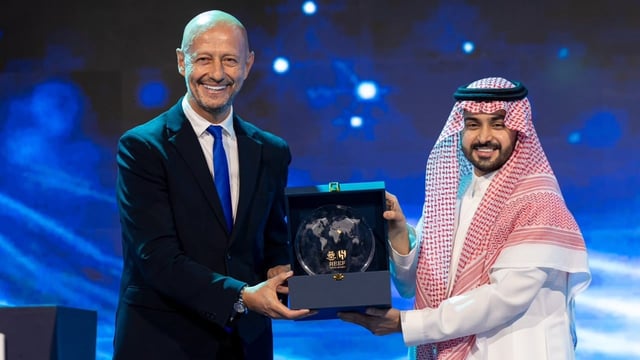 ريف والهلال يوقعان شراكة استراتيجية بقيمة 200 مليون ريال حتى عام 2031