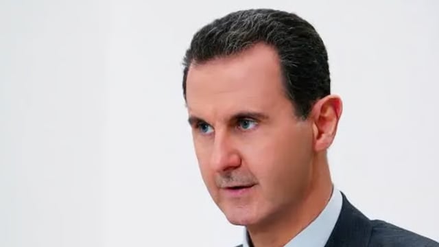 السوريون يحتفلون بحكم إعدام بشار وماهر الأسد وعاطف نجيب
