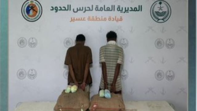 القبض على مخالفين إثيوبيين لتهريبهما 40 كيلوجرامًا من القات بعسير