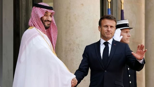 بناء على توجيه خادم الحرمين.. ولي العهد يغادر المملكة لإجراء زيارة دولة إلى فرنسا