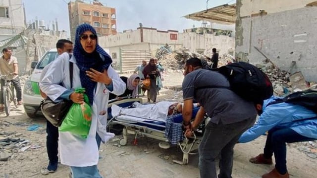 إصابة 15 فلسطينيًا جراء اعتداءات الاحتلال الإسرائيلي والمستعمرين في الضفة الغربية