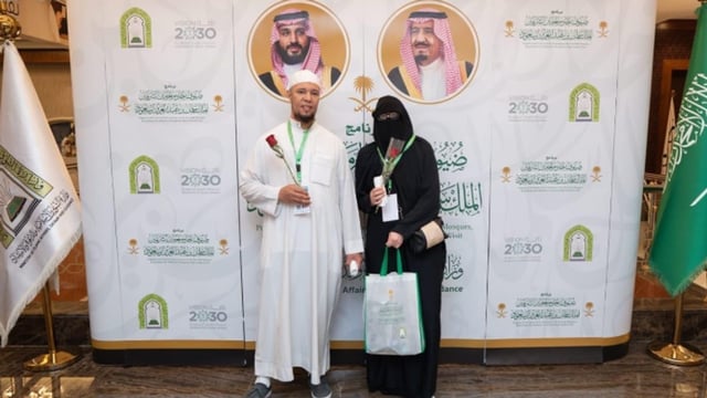 ضيوف خادم الحرمين للعمرة والزيارة يثمّنون الاستضافة الكريمة والخدمات المقدمة لهم
