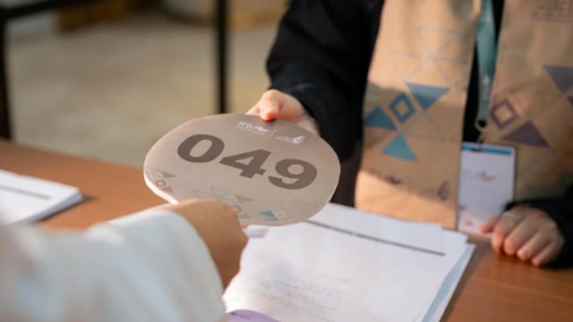 بيع 3 صقور في الليلة الثالثة للمزاد الدولي لمزارع إنتاج الصقور 2026