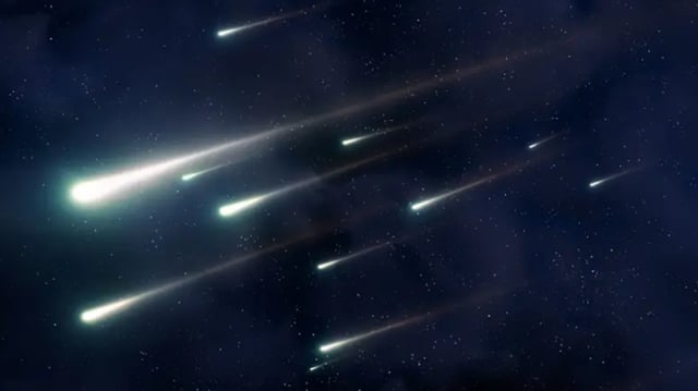ذروة شهب البرشاويات تضيء سماء المملكة نهاية شهر صفر