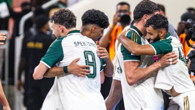 الأهلي يتغلّب على أوكلاند سيتي ويتأهل إلى نهائي كأس القارات الثلاث