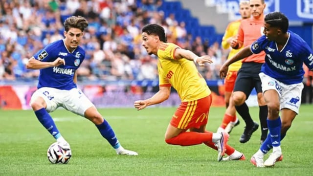 ستراسبورج يفوز على نظيره لانس ضمن منافسات الجولة الثانية من الدوري الفرنسي