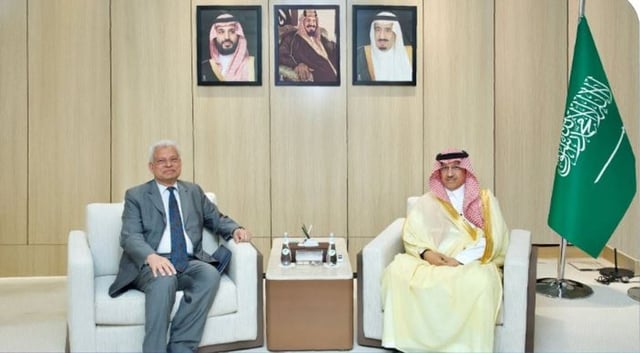 وزير التعليم يستعرض مع مدير عام «أكسفورد» فرص تعزيز التعاون في البرامج والمشروعات والأنشطة البحثية