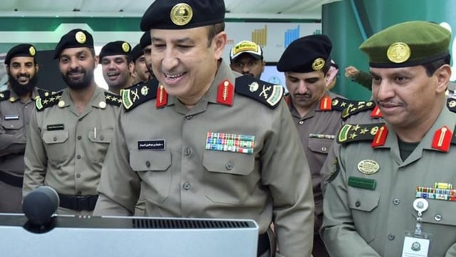 وكيل وزارة الداخلية يتفقد إجراءات القبول بدورة الضباط الجامعيين الـ56