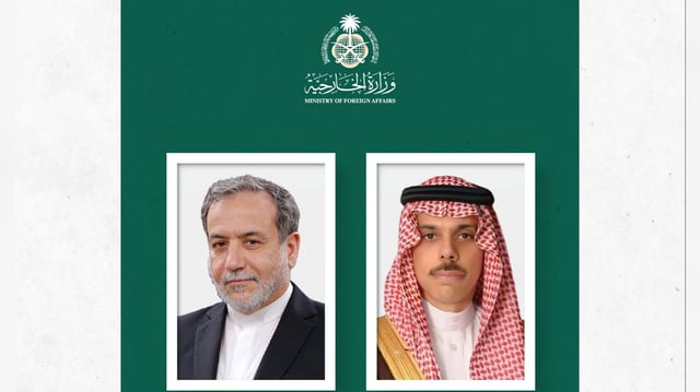وزير الخارجية يتلقى اتصالًا من نظيره الإيراني لبحث آخر التطورات وجهود خفض التصعيد