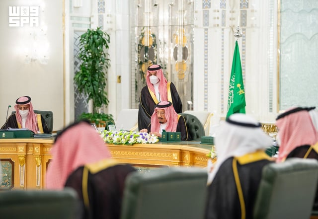 مجلس الوزراء يجدّد الرفض القاطع لتكرار الاعتداءات الإيرانية على السفن والناقلات التجارية