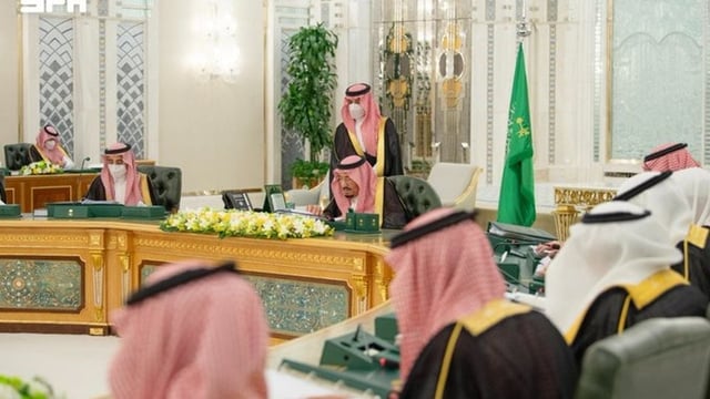 مجلس الوزراء يشيد بزيارة ولي العهد لفرنسا ويؤكد متانة العلاقات الثنائية بين البلدين