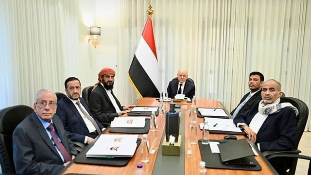 مجلس القيادة يقر إجراءات ردع متكامل ويؤكد جاهزية القوات المسلحة
