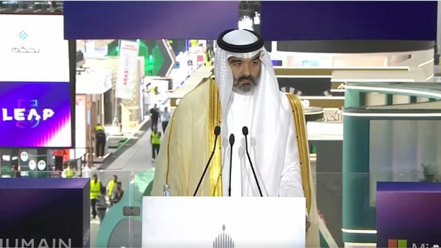 وزير الاتصالات: برامج متخصصة في  الذكاء الاصطناعي وتدريب 30 ألف موهوب