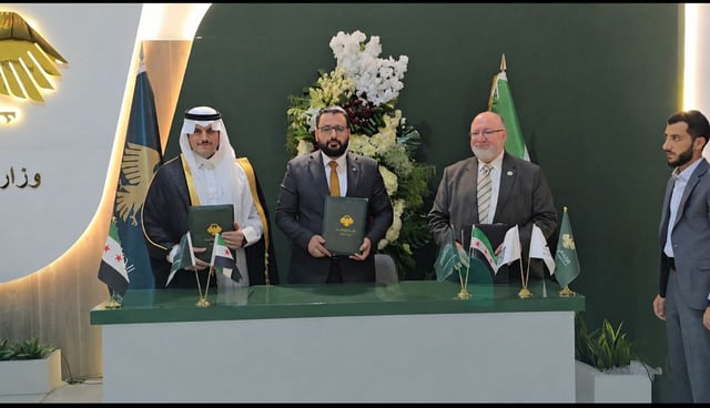 مجموعة السهلي السعودية توقّع مذكرة تفاهم لإنشاء مشاريع متكاملة ونموذجية لقطاع الدواجن في سوريا