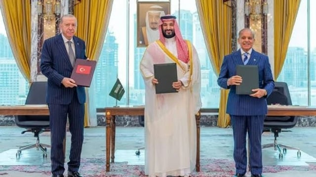 نائب رئيس وزراء باكستان: اتفاق مكة ليس أداة للمواجهة بل تعبير عن التزام جماعي بالسلام