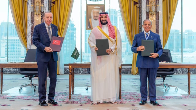 محلل سياسي: اتفاقية مكة إنجاز دفاعي يعزز السلم والأمن الدولي ويحمي استقرار المنطقة