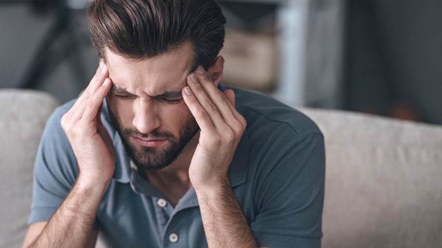 تجمع الرياض الصحي الأول: استمرار القلق وتأثيره على حياتك يستدعي طلب المساعدة المتخصصة