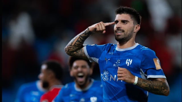 الهلال يهزم الرائد بثنائية نيفيز ويتأهل إلى دور الـ16 من كأس الملك