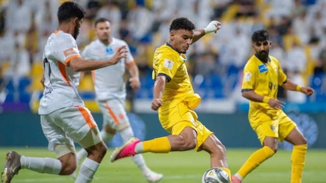 التعادل السلبي يحسم مواجهة التعاون والفيحاء في دوري روشن