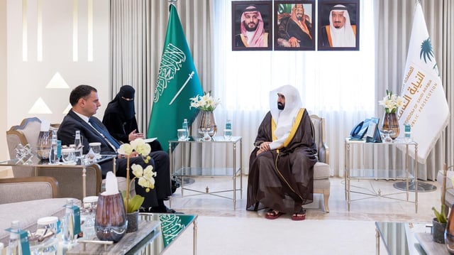 النائب العام يبحث مع سفير جورجيا تعزيز التعاون في العمل النيابي بالرياض