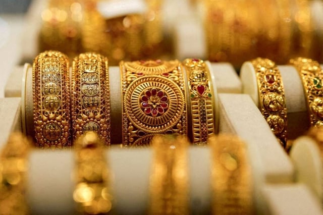 أسعار الذهب في السعودية اليوم السبت 13-5-1448 بعد انخفاضه عالميًا