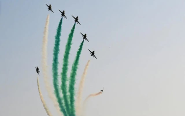 جدة تختتم العروض الجوية احتفاءً باليوم الوطني الـ 96