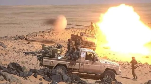 طيران القوات المسلحة اليمنية يستهدف بعدة غارات مواقع للحوثيين في الربيعي غربي تعز