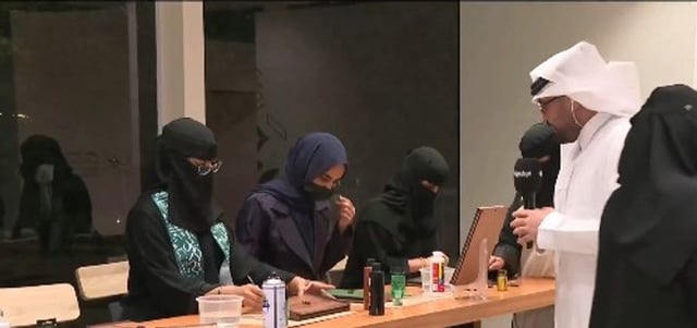 مختصة: «ورث» يتيح للزوار تعلم الحرف التقليدية والمشاركة في أعمال فنية مستوحاة من تراث المدينة