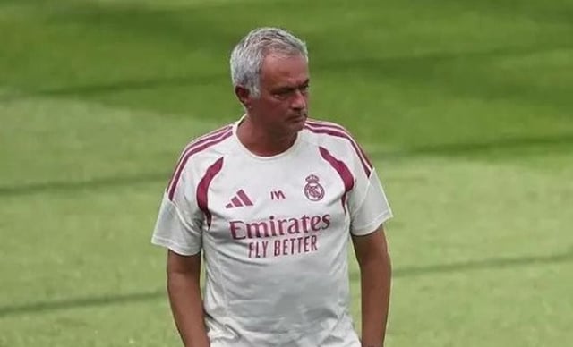 بعد الخسارة أمام بيتيس.. مورينيو: لاعبو ريال مدريد أنقياء وساذجون