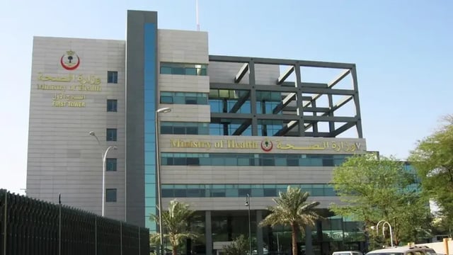 وزارة الصحة: 4 عادات تزيد من الحركة خلال ساعات العمل