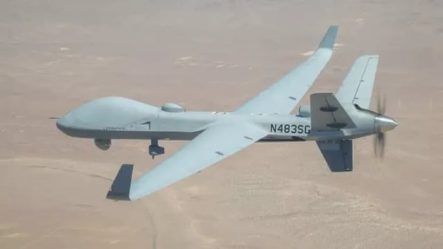 الحرس الثوري الإيراني يسقط طائرة مسيرة أمريكية من طراز MQ-1 فوق مضيق هرمز