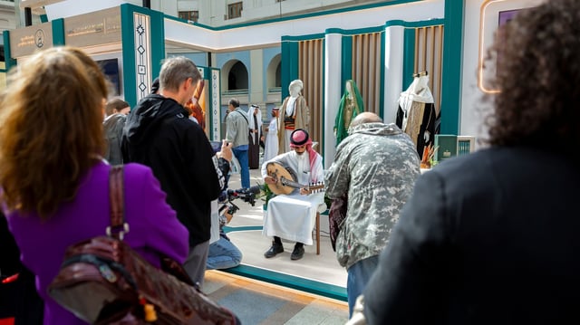 بالصور .. هيئة الأدب والنشر والترجمة تدشّن جناح المملكة المشارك في معرض موسكو الدولي للكتاب 2026
