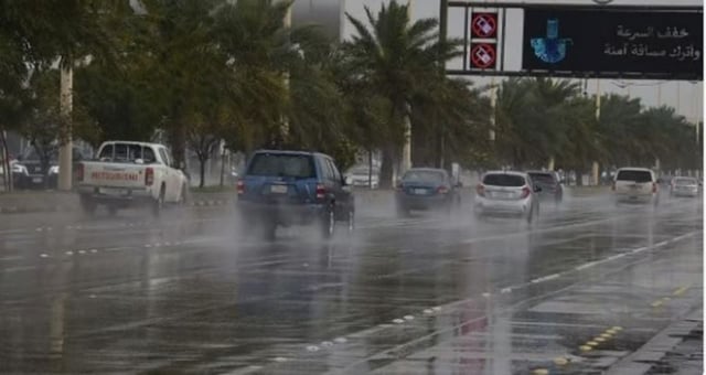«الدفاع المدني»: أمطار رعدية على بعض مناطق المملكة من يوم غدٍ وحتى الأربعاء المقبل